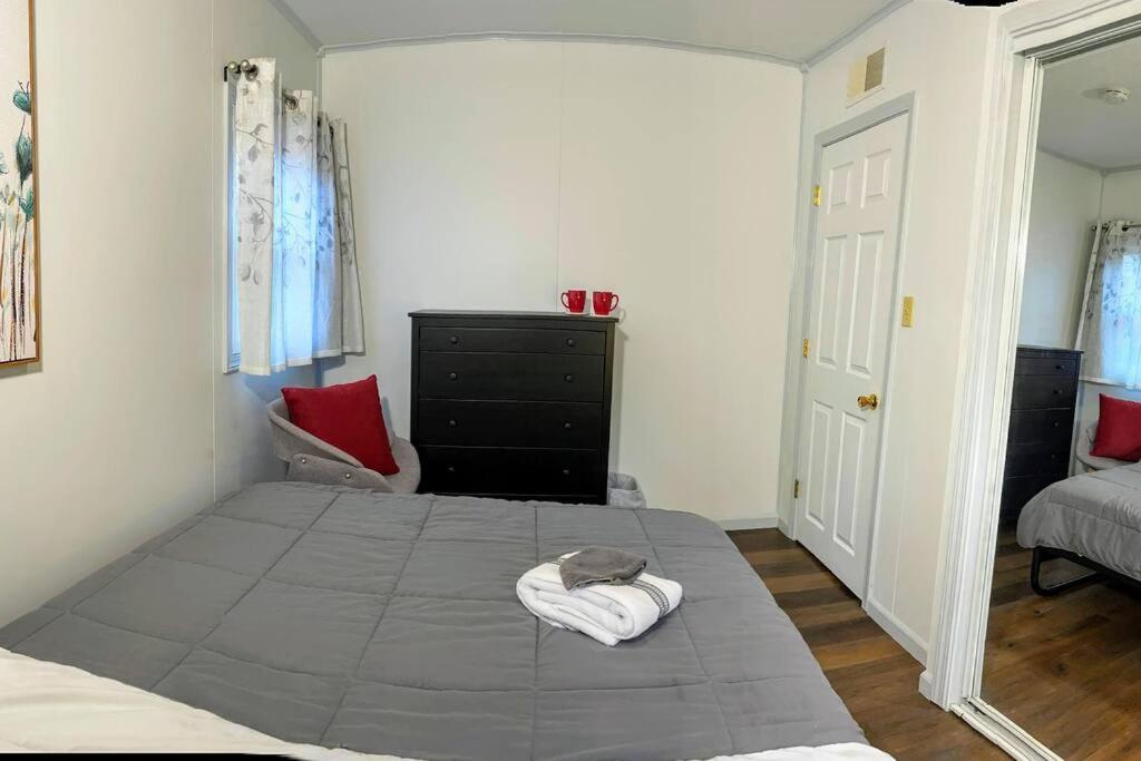 Appartement *King Bed/3Bds House Near Naval Base & 6Flags* à Waukegan Extérieur photo
